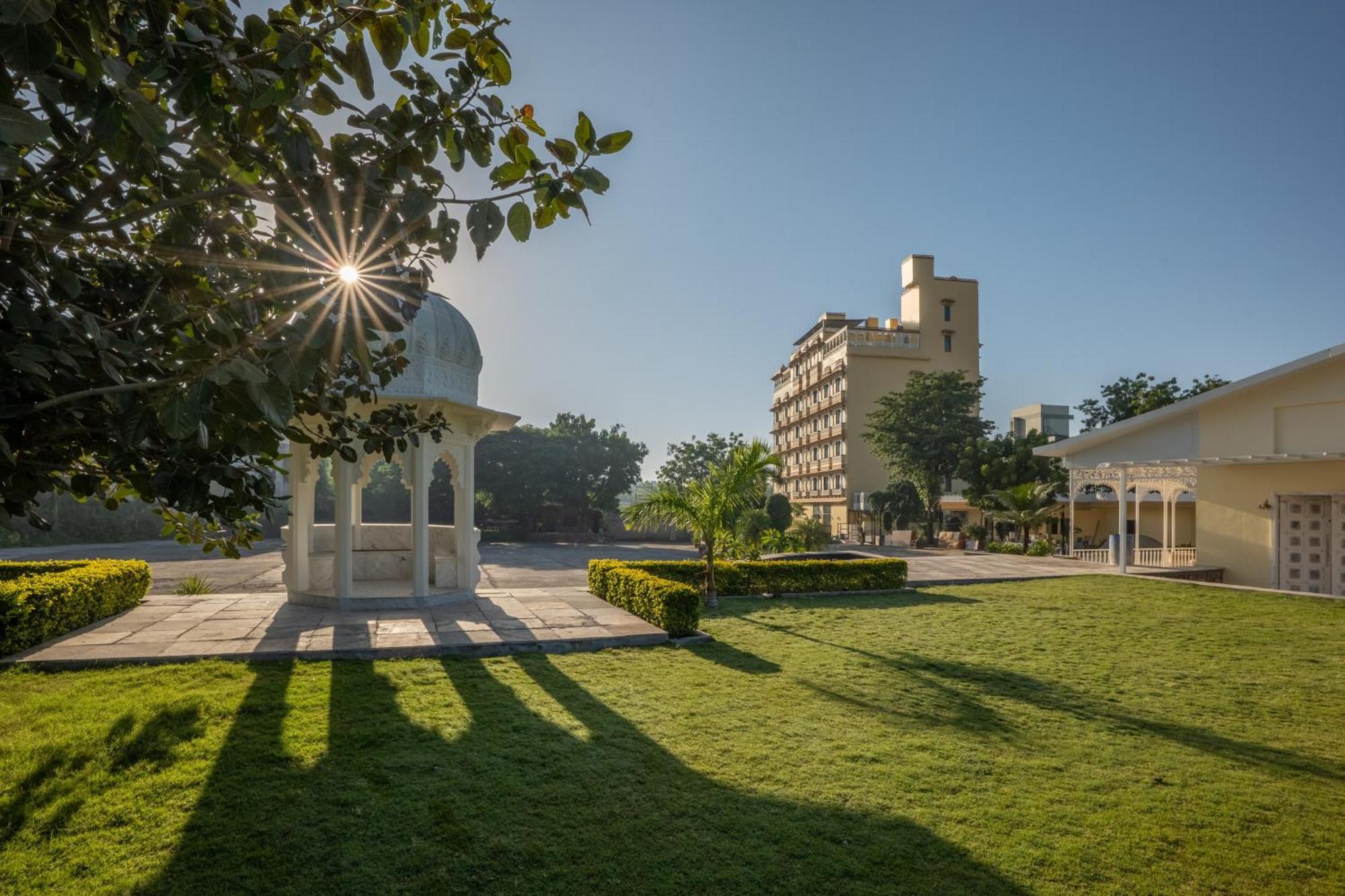 Hotel Bhopal Palace Udaipur Exterior foto