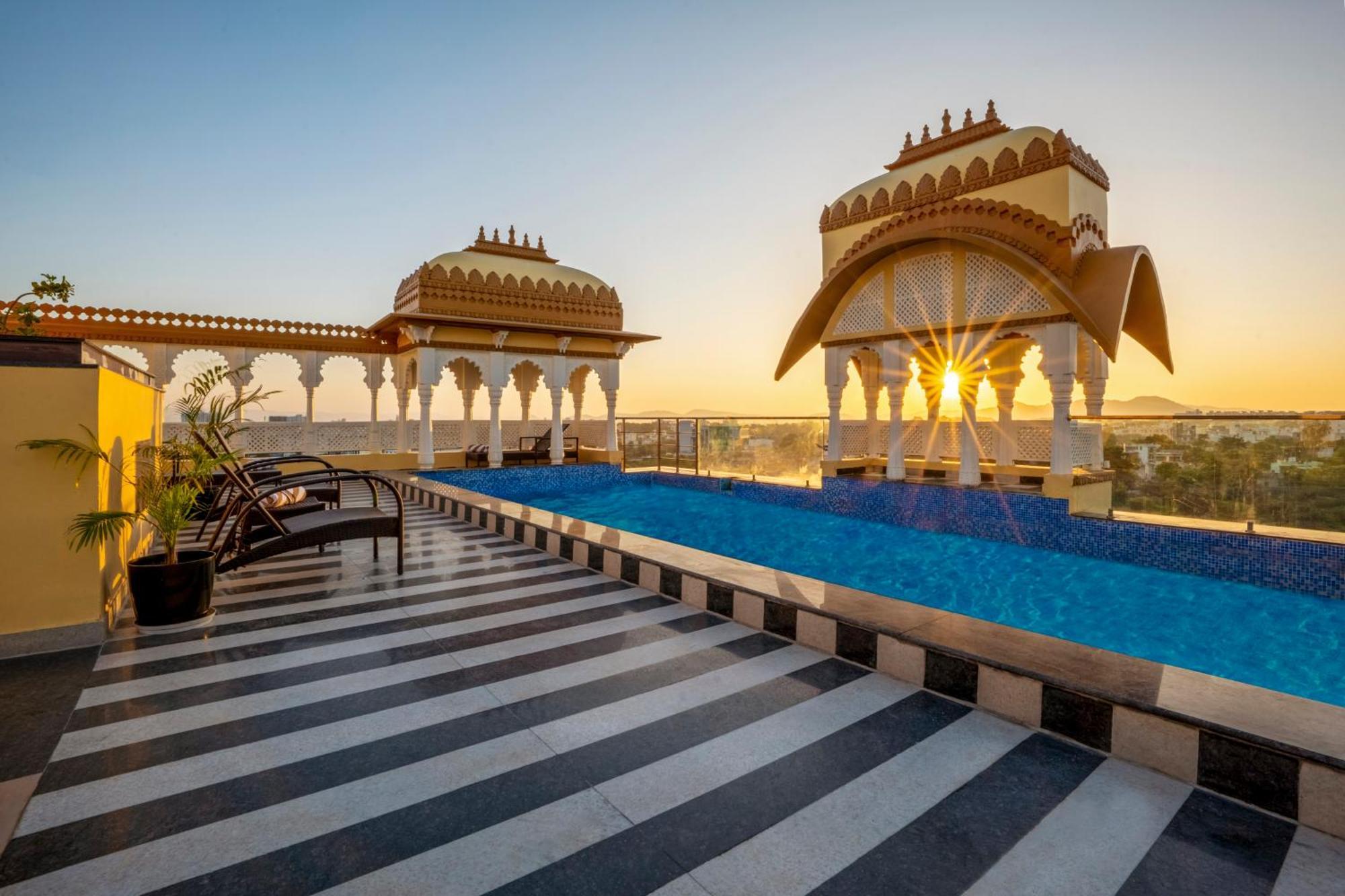 Hotel Bhopal Palace Udaipur Exterior foto