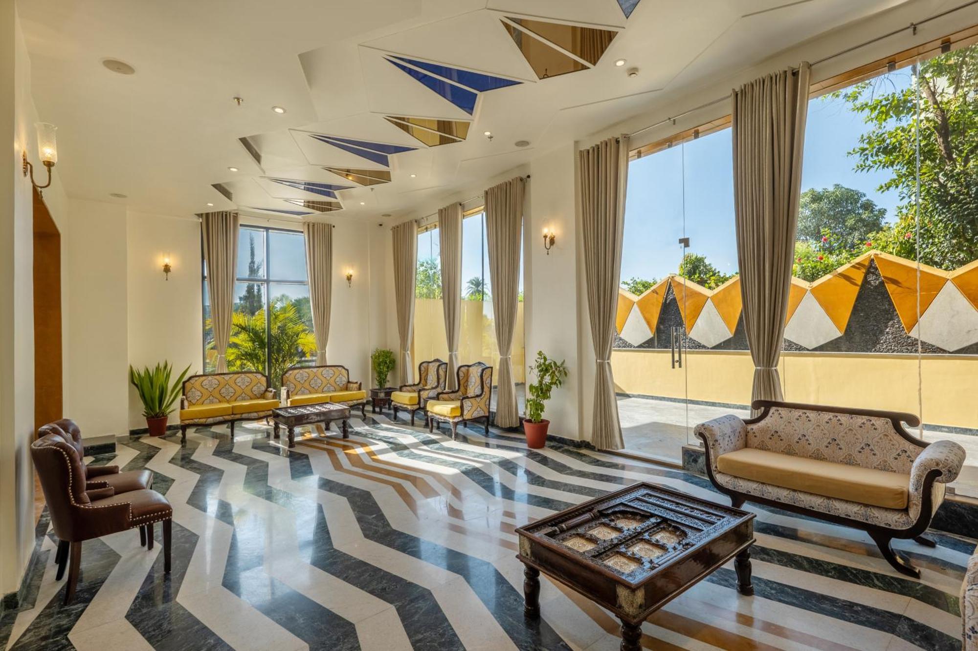 Hotel Bhopal Palace Udaipur Exterior foto