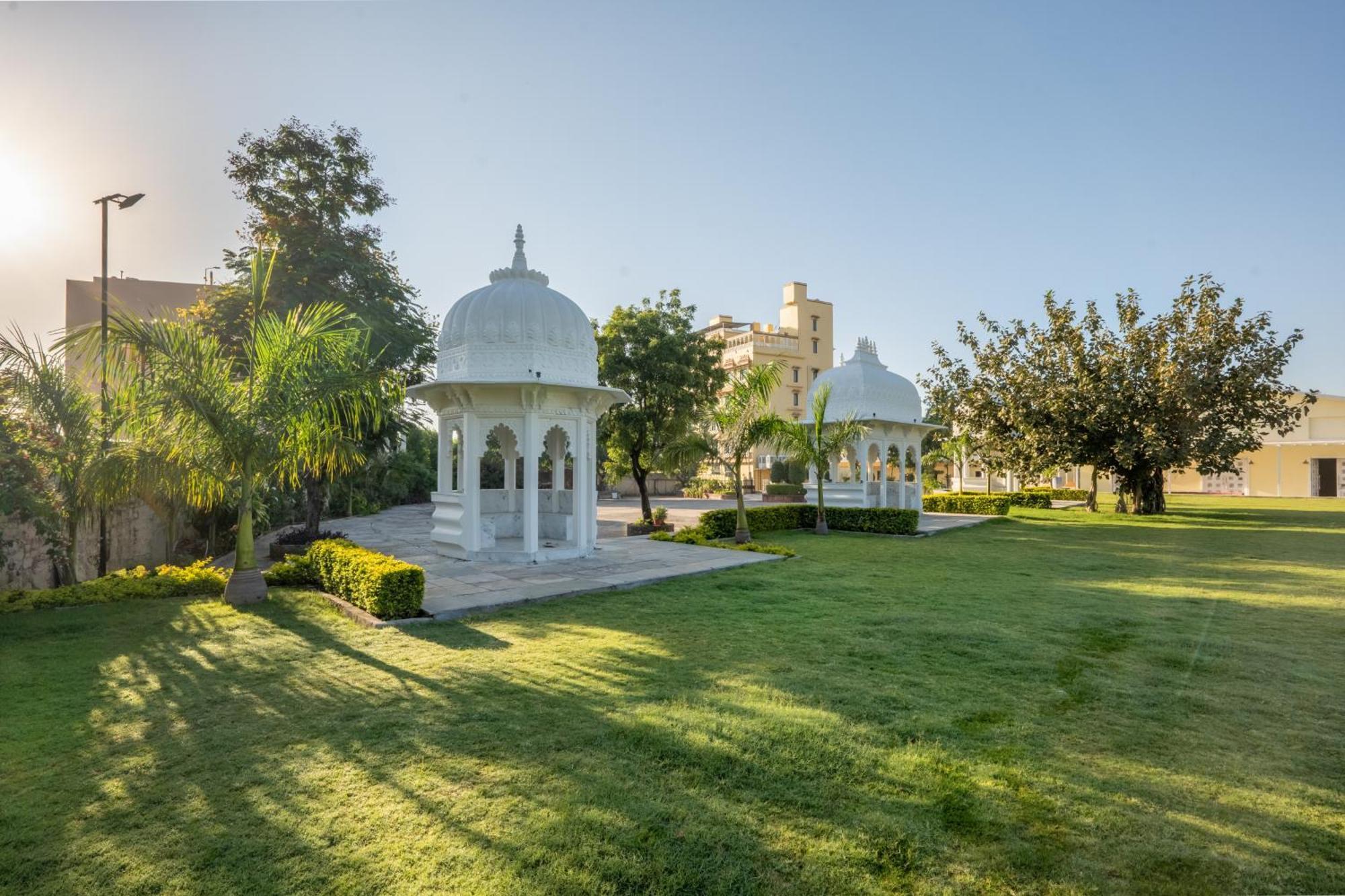 Hotel Bhopal Palace Udaipur Exterior foto