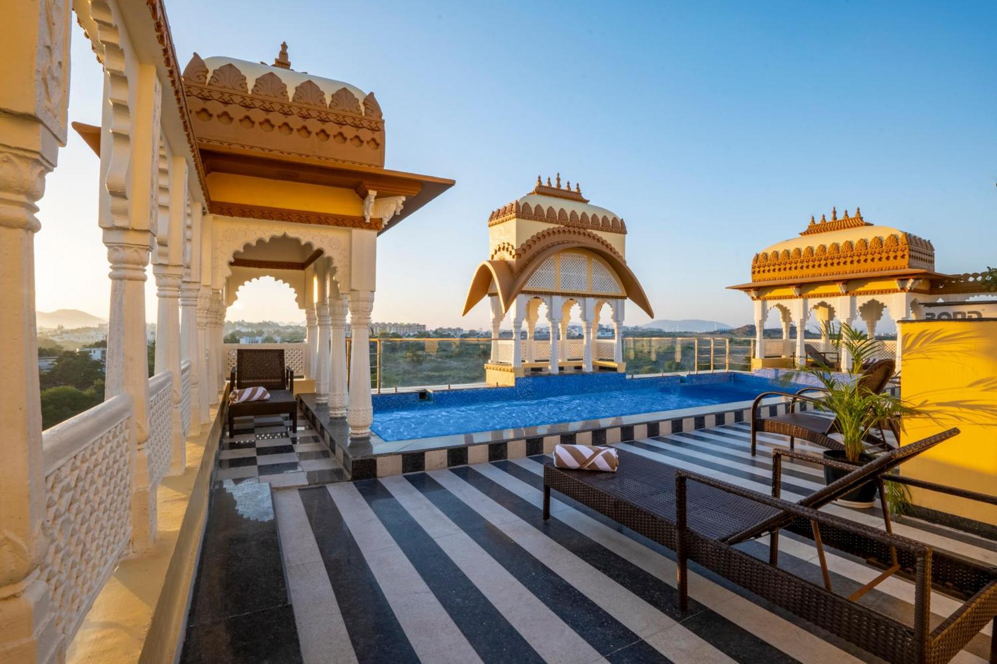 Hotel Bhopal Palace Udaipur Exterior foto