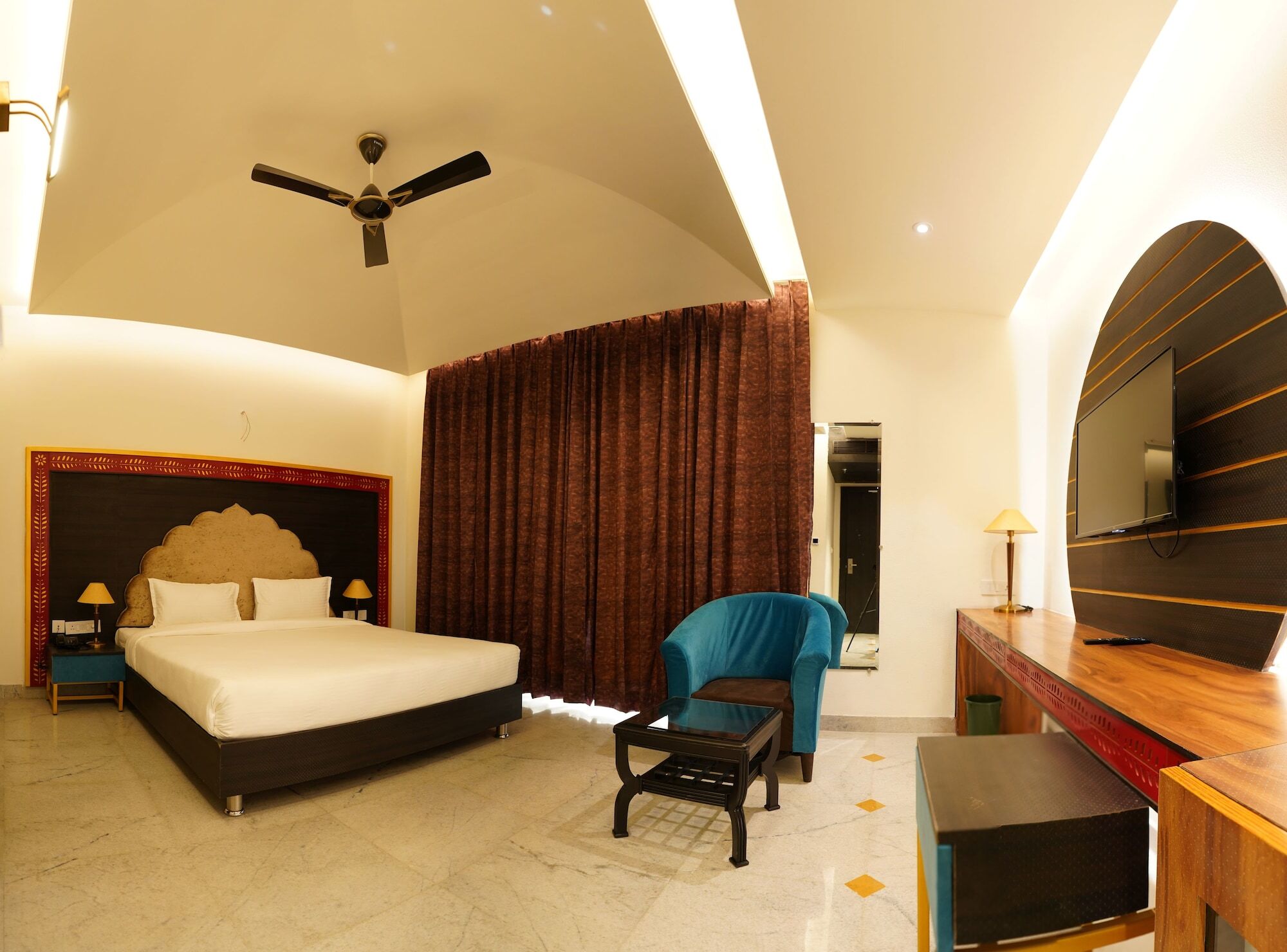 Hotel Bhopal Palace Udaipur Exterior foto
